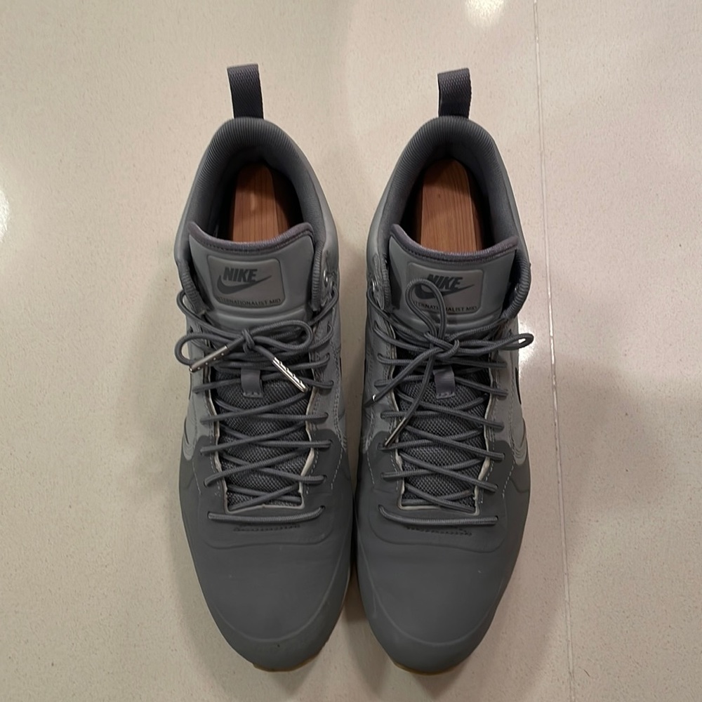 Internationalist Mid - Two Tone Grey - Men’s 9.5